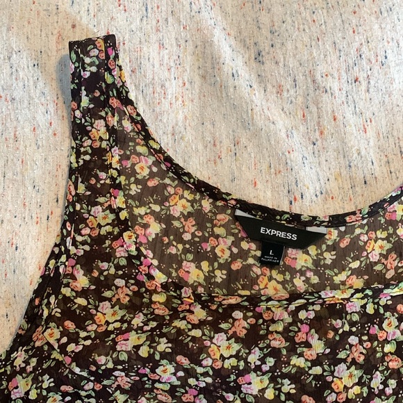 Floral chiffon top - Picture 3 of 3